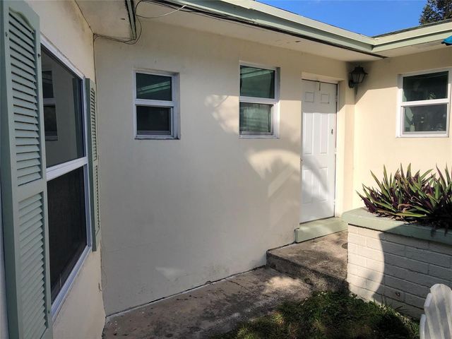 812 NE 15 Avenue, Fort Lauderdale, FL 33304