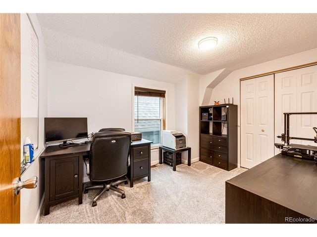 9273 Curtis Rd, Larkspur, CO 80118