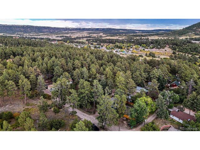 9273 Curtis Rd, Larkspur, CO 80118