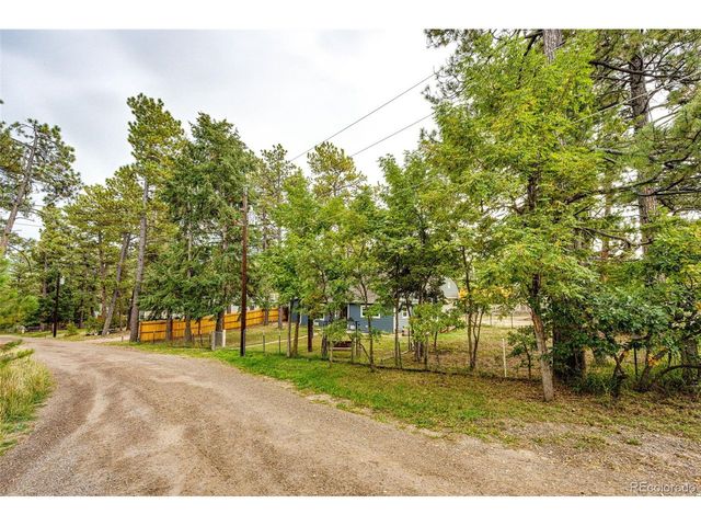9273 Curtis Rd, Larkspur, CO 80118