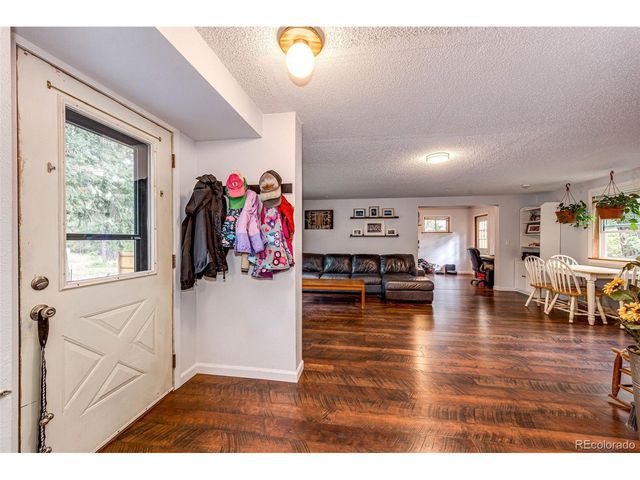 9273 Curtis Rd, Larkspur, CO 80118
