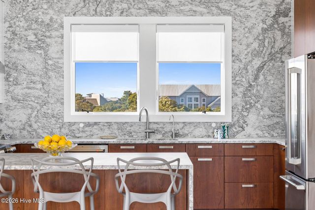 140 Beach Road S, Wilmington, NC 28411