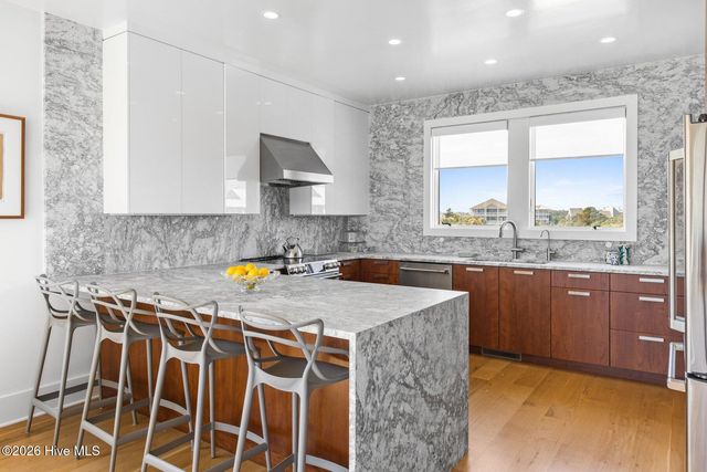 140 Beach Road S, Wilmington, NC 28411