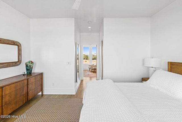 140 Beach Road S, Wilmington, NC 28411