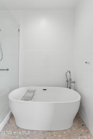 140 Beach Road S, Wilmington, NC 28411