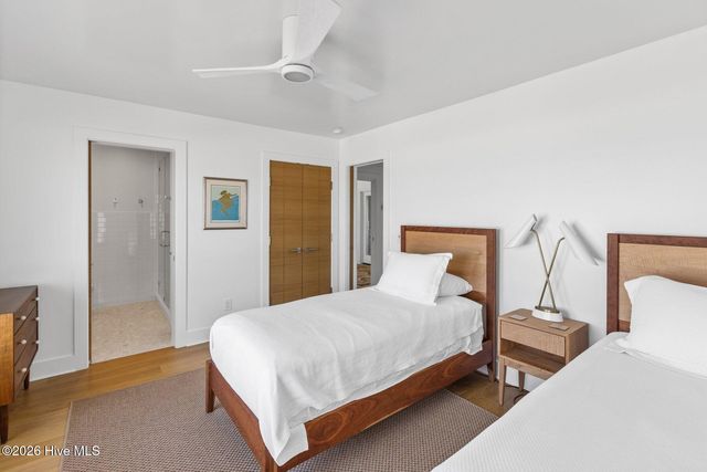 140 Beach Road S, Wilmington, NC 28411