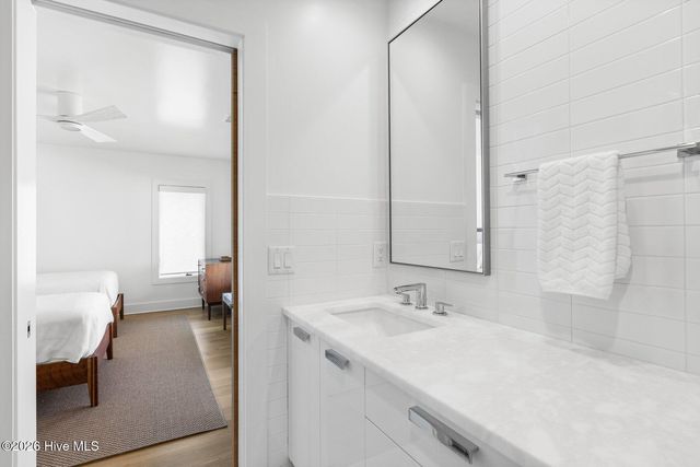 140 Beach Road S, Wilmington, NC 28411