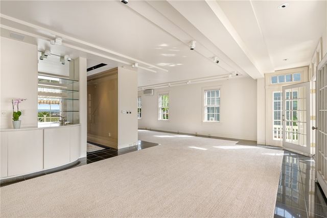 98 Congdon Street, Providence, RI 02906