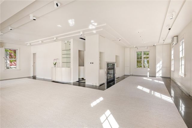 98 Congdon Street, Providence, RI 02906