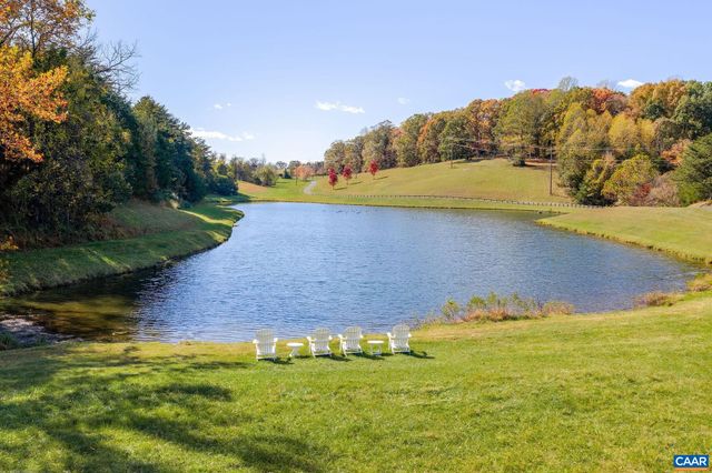 3365 STONY POINT RD, Charlottesville, VA 22911