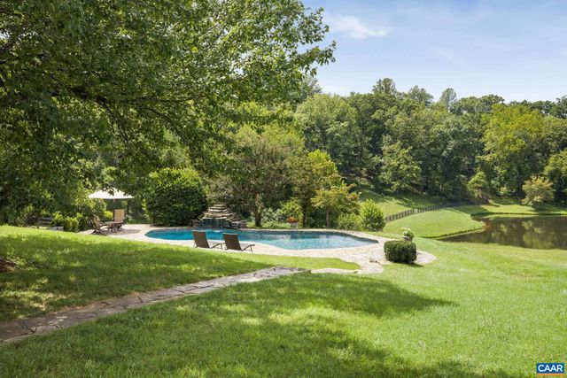 3365 STONY POINT RD, Charlottesville, VA 22911