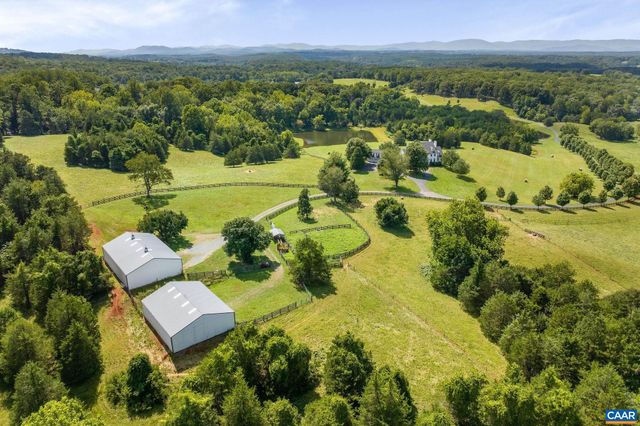 3365 STONY POINT RD, Charlottesville, VA 22911