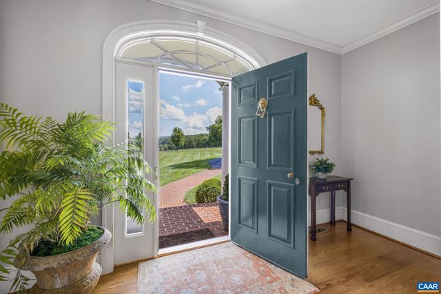 3365 STONY POINT RD, Charlottesville, VA 22911