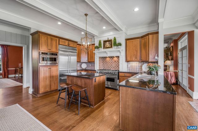 3365 STONY POINT RD, Charlottesville, VA 22911