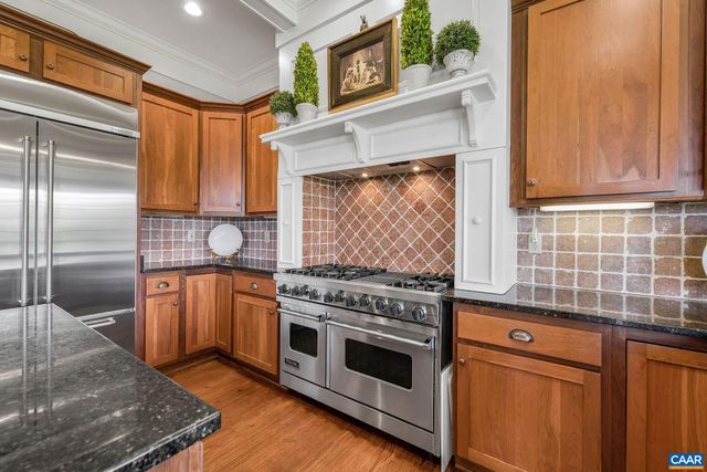 3365 STONY POINT RD, Charlottesville, VA 22911