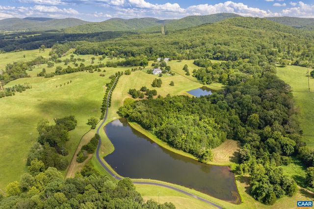 3365 STONY POINT RD, Charlottesville, VA 22911