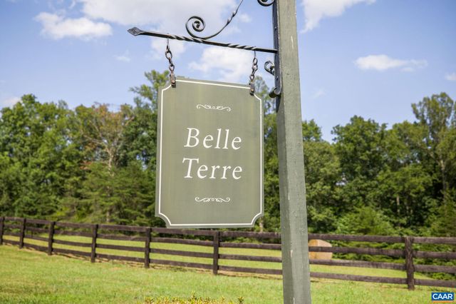 3365 STONY POINT RD, Charlottesville, VA 22911