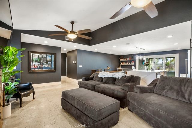 356 E Cumberland, Upland, CA 91786