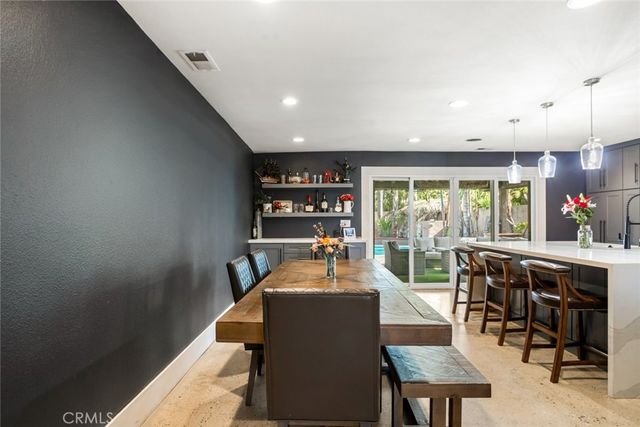 356 E Cumberland, Upland, CA 91786