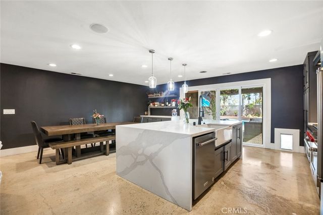 356 E Cumberland, Upland, CA 91786