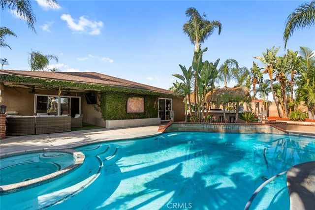 356 E Cumberland, Upland, CA 91786