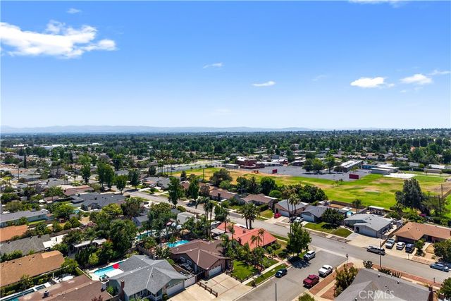356 E Cumberland, Upland, CA 91786