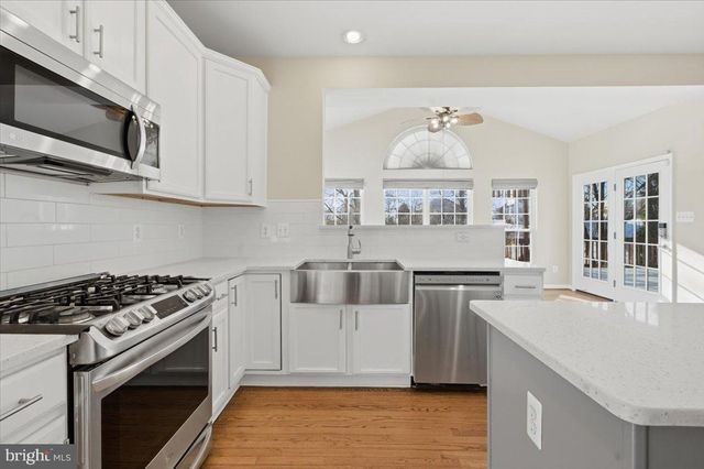 1505 SPOONBILL CT, Woodbridge, VA 22191