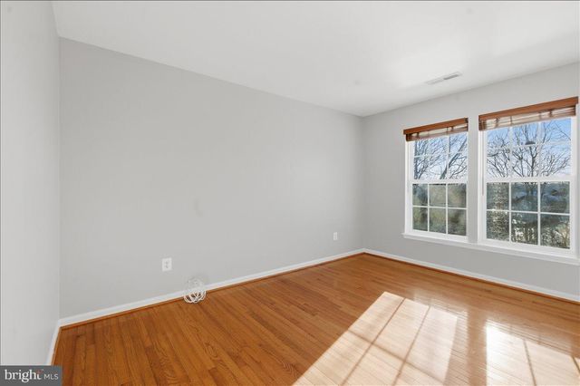 1505 SPOONBILL CT, Woodbridge, VA 22191