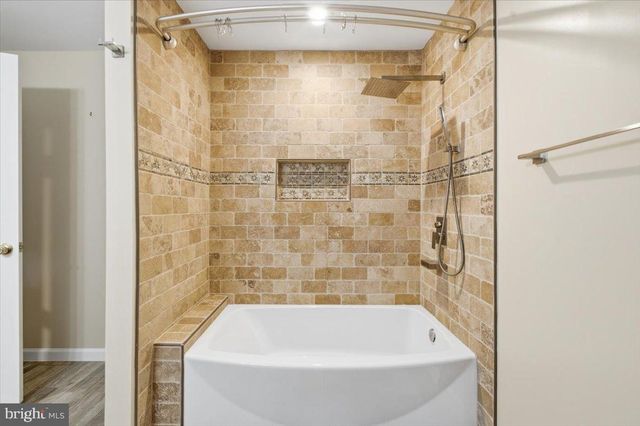 1505 SPOONBILL CT, Woodbridge, VA 22191