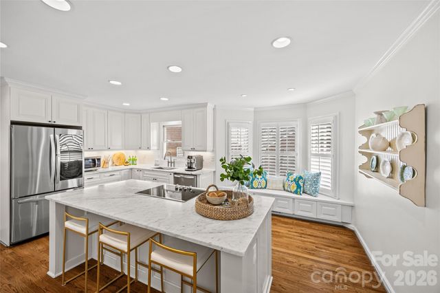 1104 Hulston Court, Charlotte, NC 28211