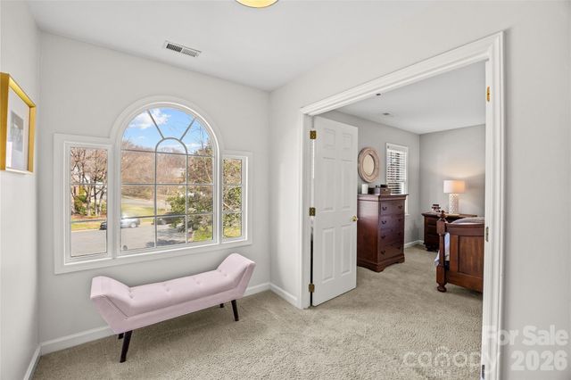 1104 Hulston Court, Charlotte, NC 28211