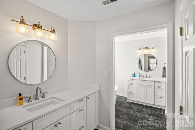 1104 Hulston Court, Charlotte, NC 28211