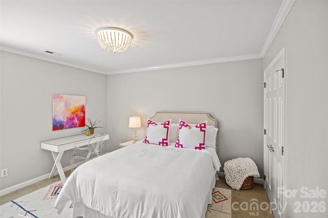 1104 Hulston Court, Charlotte, NC 28211