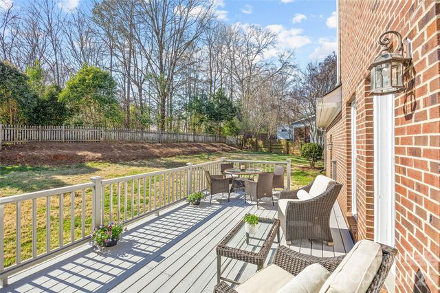 1104 Hulston Court, Charlotte, NC 28211