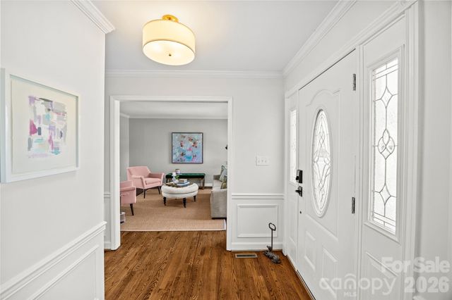 1104 Hulston Court, Charlotte, NC 28211