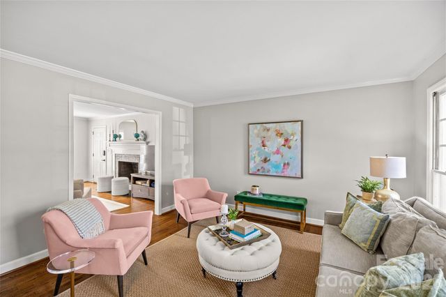 1104 Hulston Court, Charlotte, NC 28211