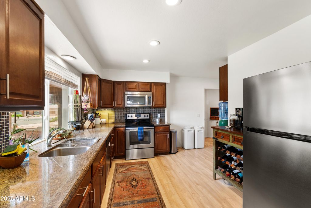 Image 22 of property listing at 25 Miner Circle, Sedona, AZ 86351