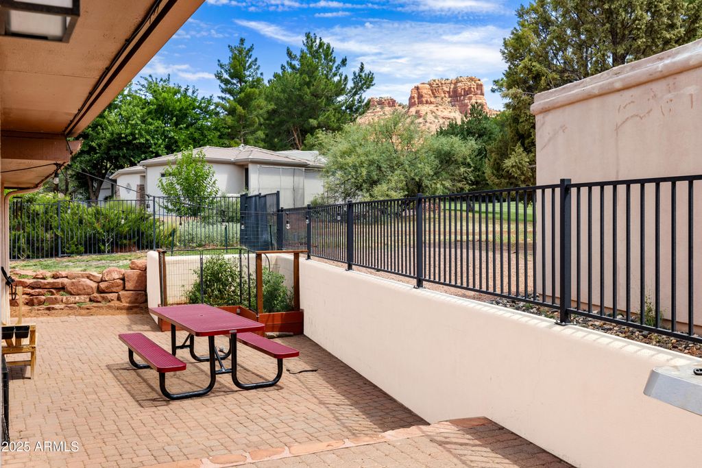 Image 44 of property listing at 25 Miner Circle, Sedona, AZ 86351
