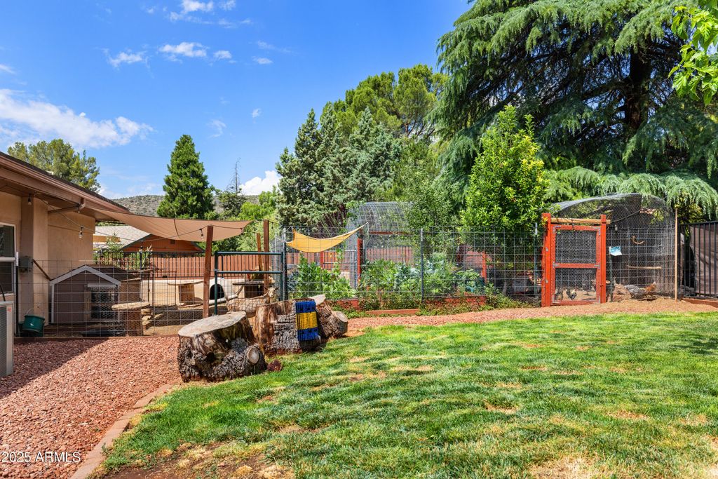 Image 47 of property listing at 25 Miner Circle, Sedona, AZ 86351