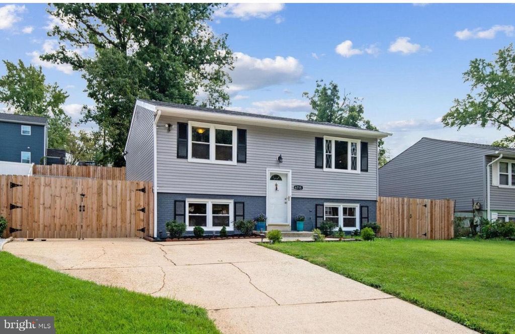 6715 VALLEY PARK ROAD, Capitol Heights, MD 20743