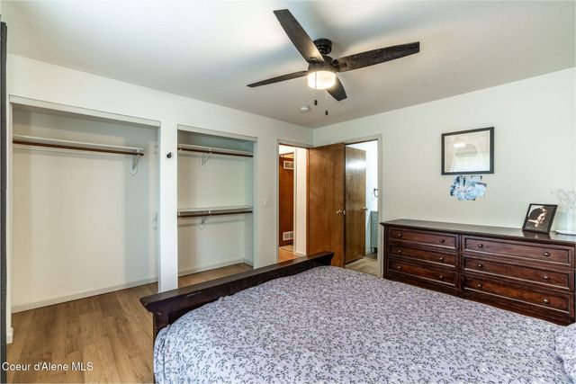 909 E 11TH AVE, Post Falls, ID 83854