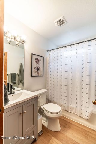 909 E 11TH AVE, Post Falls, ID 83854