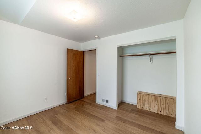 909 E 11TH AVE, Post Falls, ID 83854