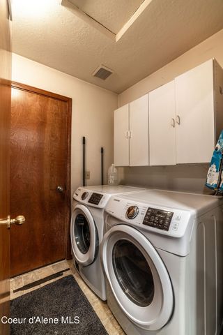 909 E 11TH AVE, Post Falls, ID 83854