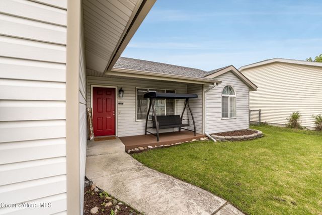 909 E 11TH AVE, Post Falls, ID 83854