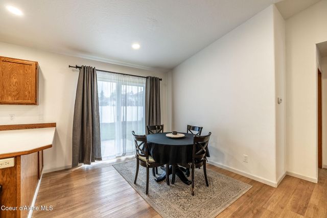 909 E 11TH AVE, Post Falls, ID 83854