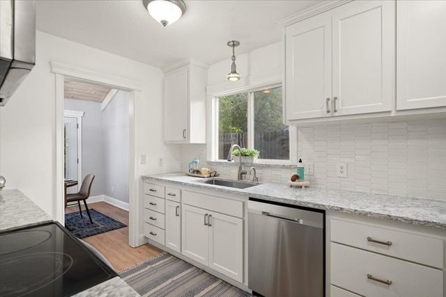 806 Jo Anne Ln, Roseville, CA 95678