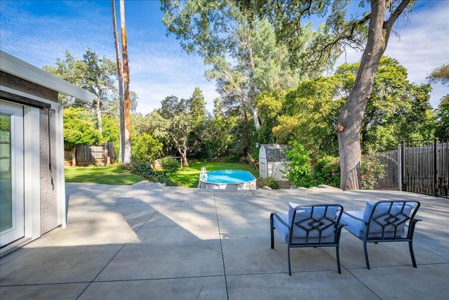 806 Jo Anne Ln, Roseville, CA 95678