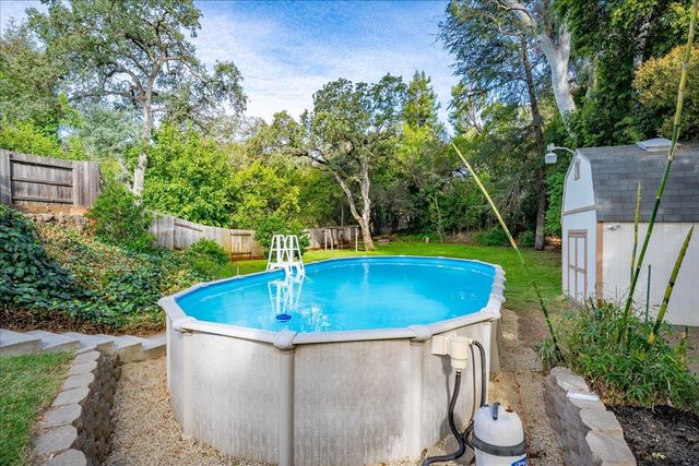 806 Jo Anne Ln, Roseville, CA 95678