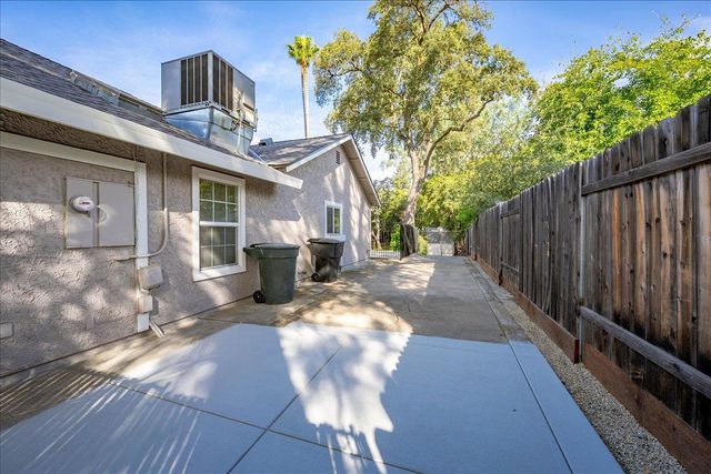 806 Jo Anne Ln, Roseville, CA 95678